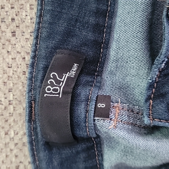 1822 skinnies - Picture 2 of 3